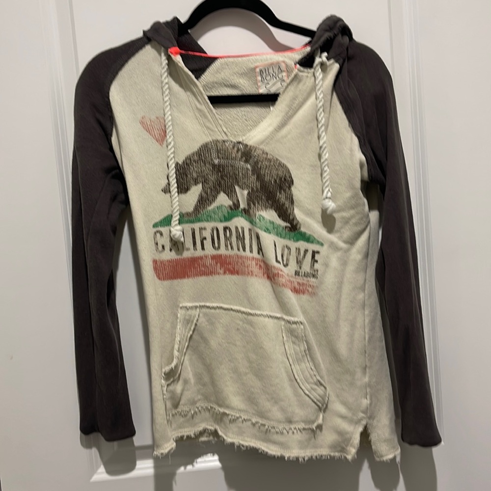 Nice sweater CALIFORNIA LOVE